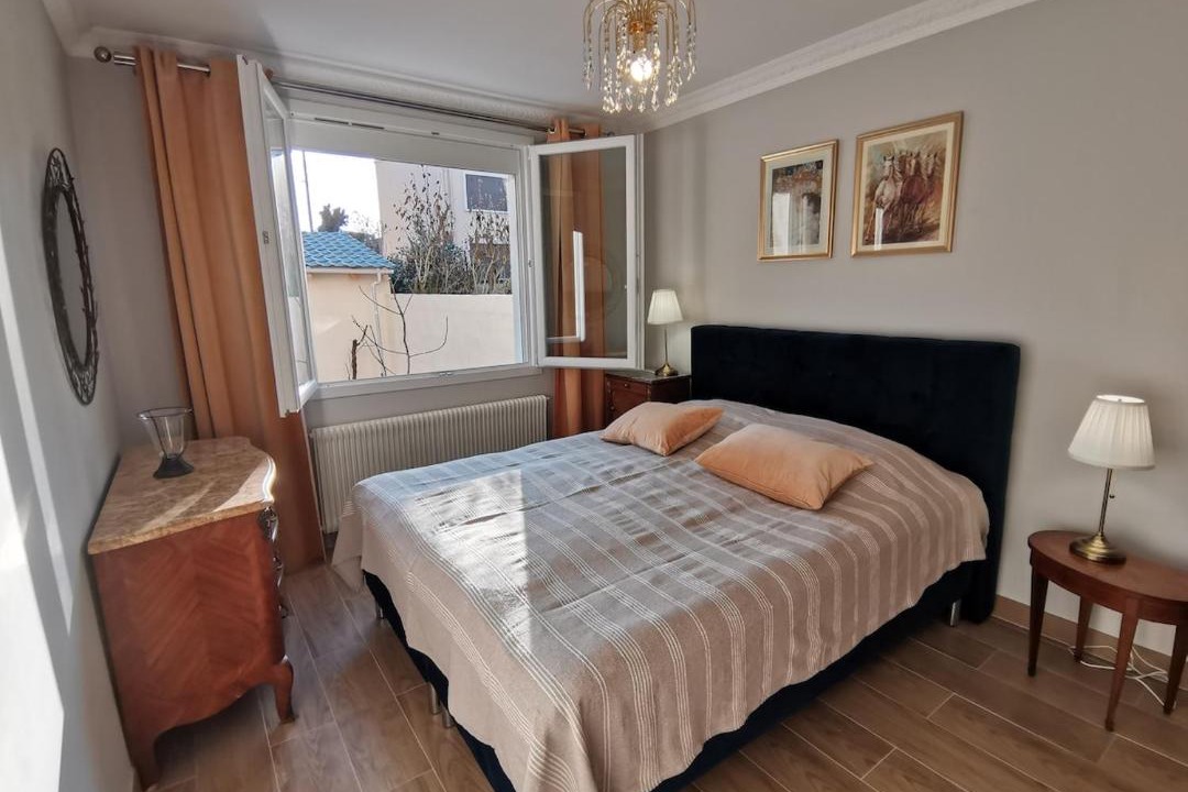 Photo of Bedroom in Deuil-la-Barre