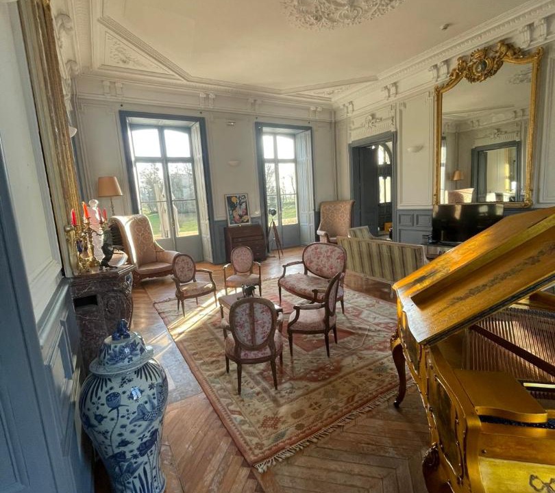 Photo of Others in La Bruere-sur-Loir