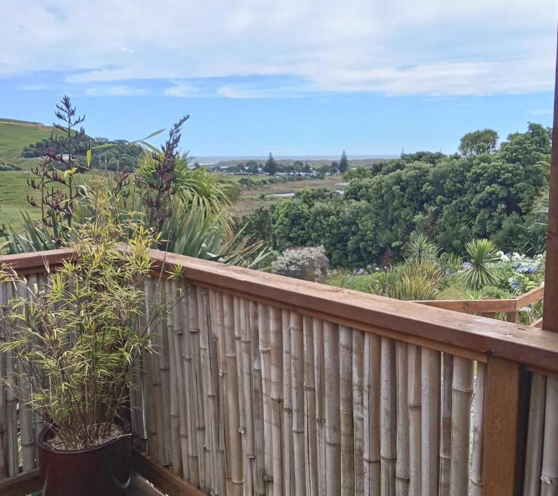 Photo of Patio Balcony in Marokopa