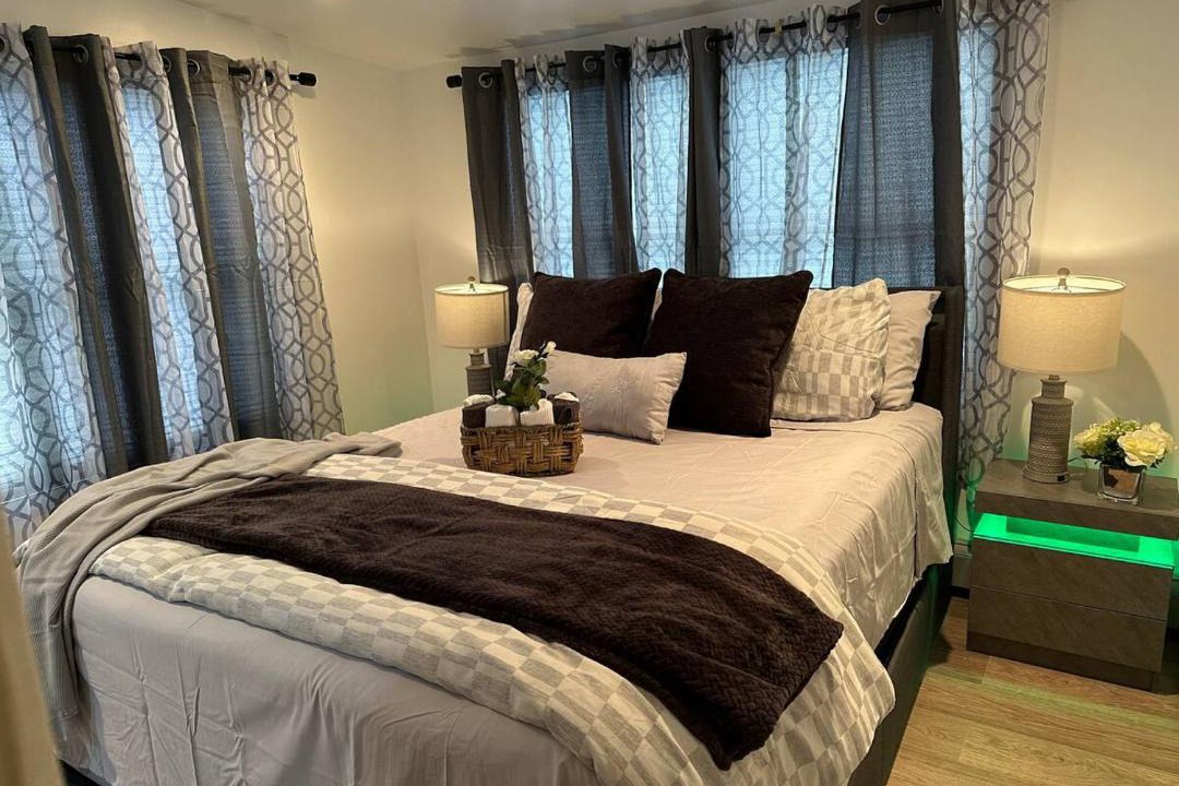 Photo of Bedroom in Baywood