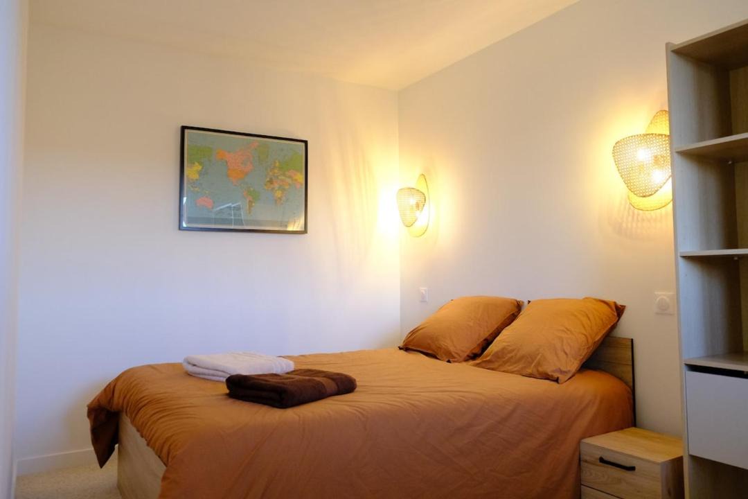 Photo of Bedroom in Saint-Martin-en-Campagne