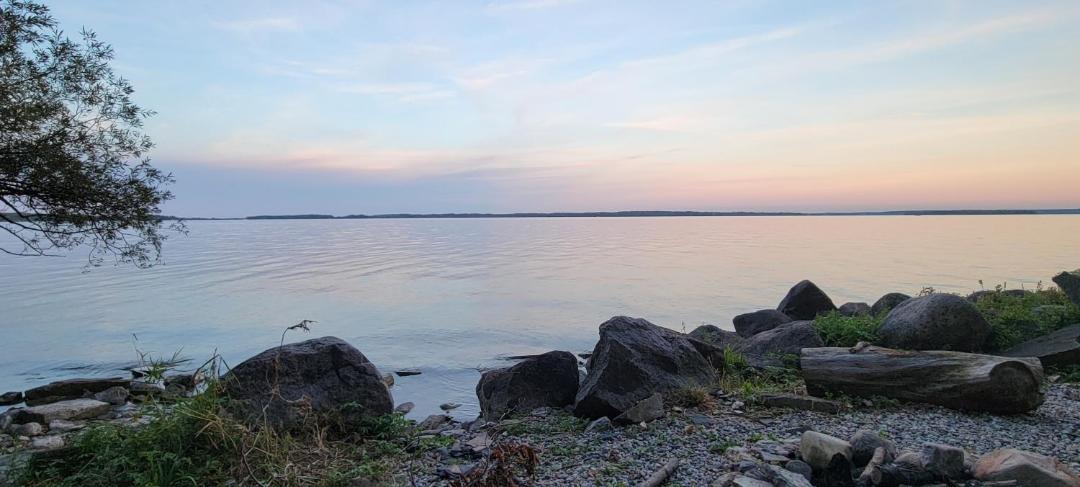 Photo of Others in Howe Island