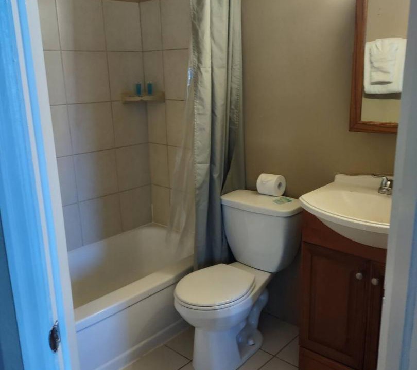 Photo of Bathroom in Elma
