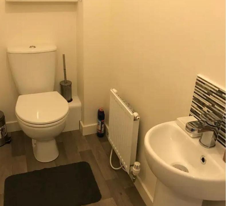 Photo of Bathroom in Paisley