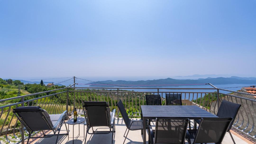 Photo of Patio Balcony in Dubrovacko Primorje