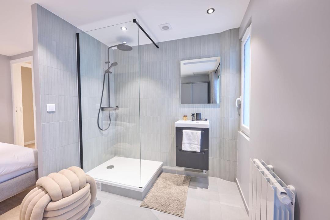 Photo of Bathroom in Quartier de la Roquette