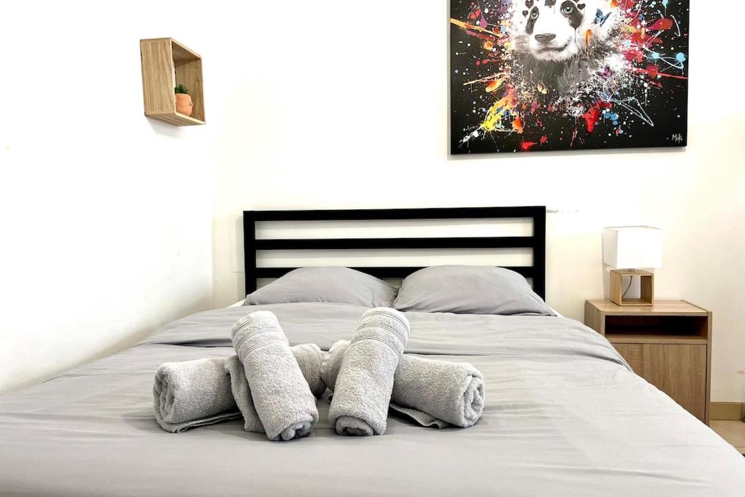 Photo of Bedroom in Villeneuve-sur-Yonne