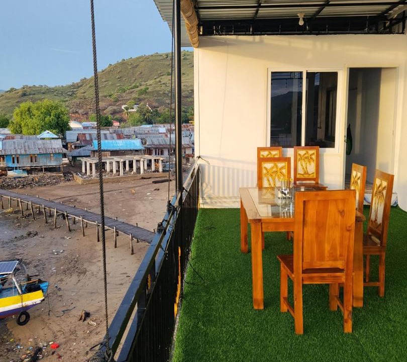Photo of Others in Komodo