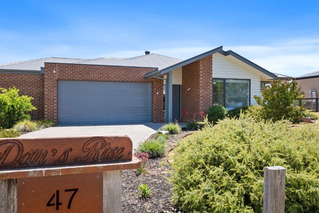 Photo of Others in Mansfield