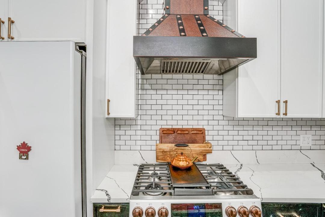 Photo of Kitchen in Stockade Historic District