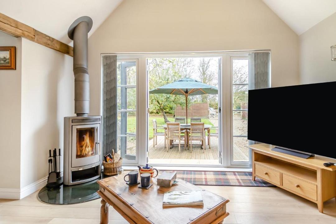 Photo of Others in Diss