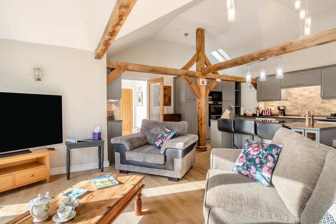 Photo of Others in Diss