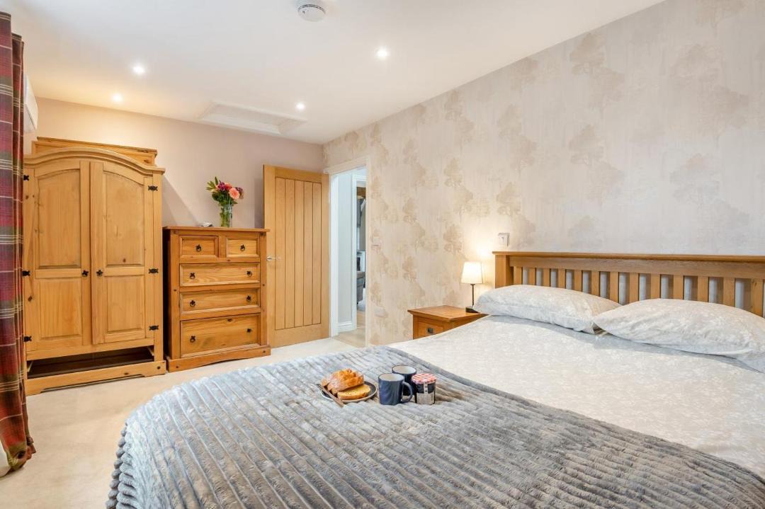 Photo of Others in Diss