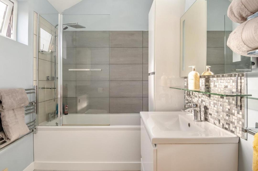 Photo of Others in Diss