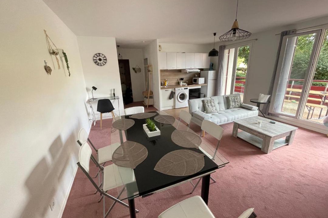 Photo of Others in Saint-Genis-Pouilly