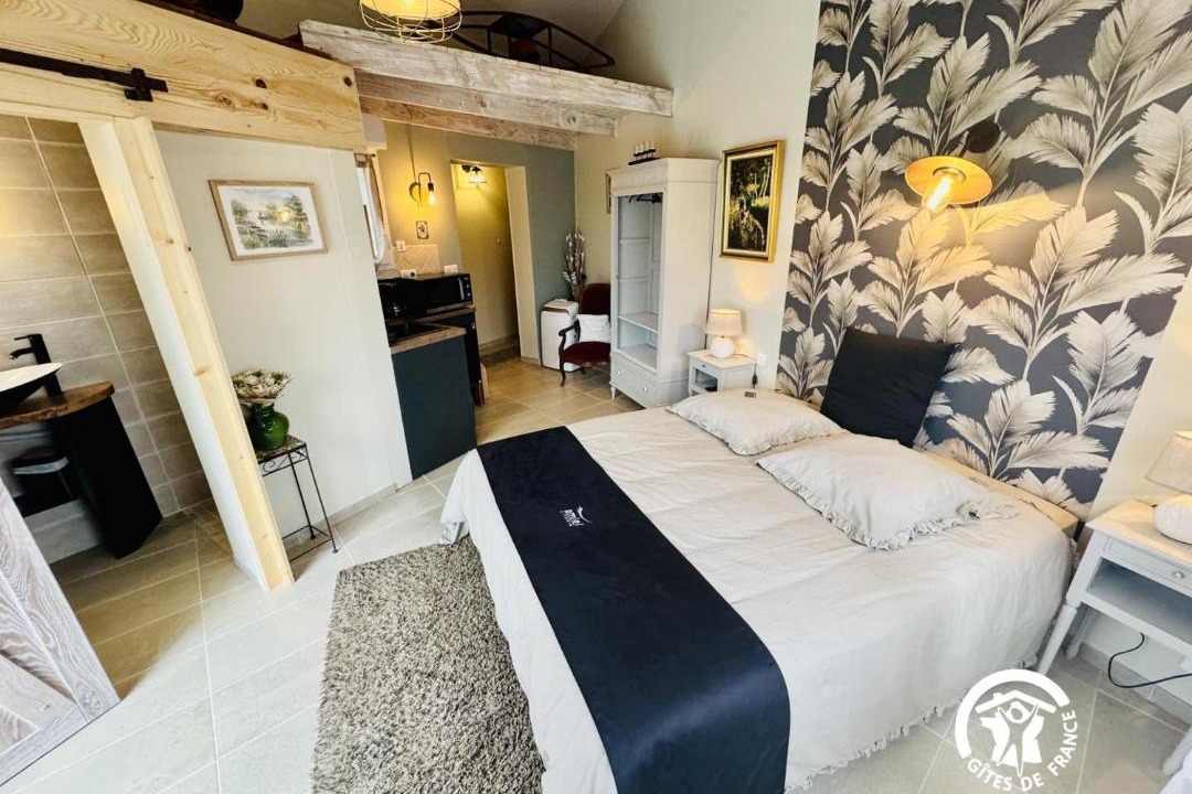 Photo of Bedroom in Villegly