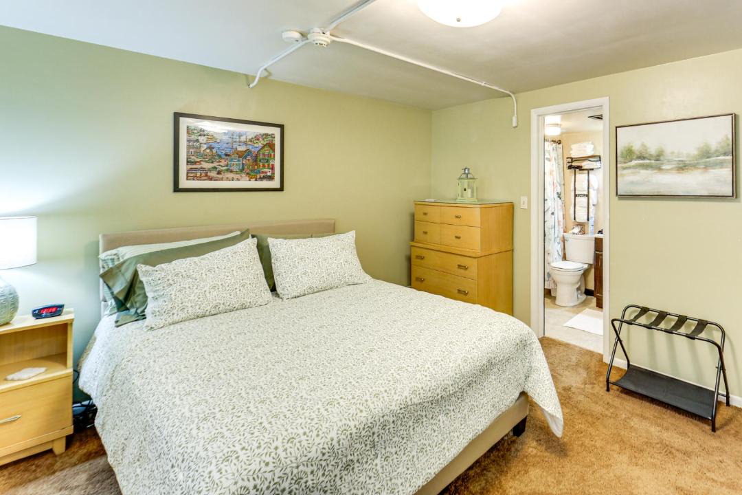 Photo of Others in Elizabeth