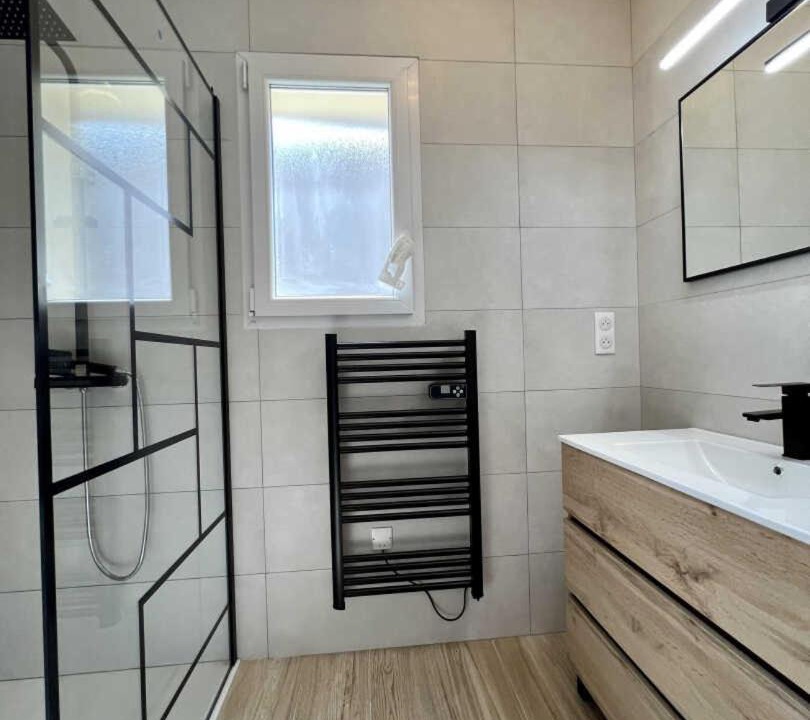 Photo of Bathroom in Roquefeuil