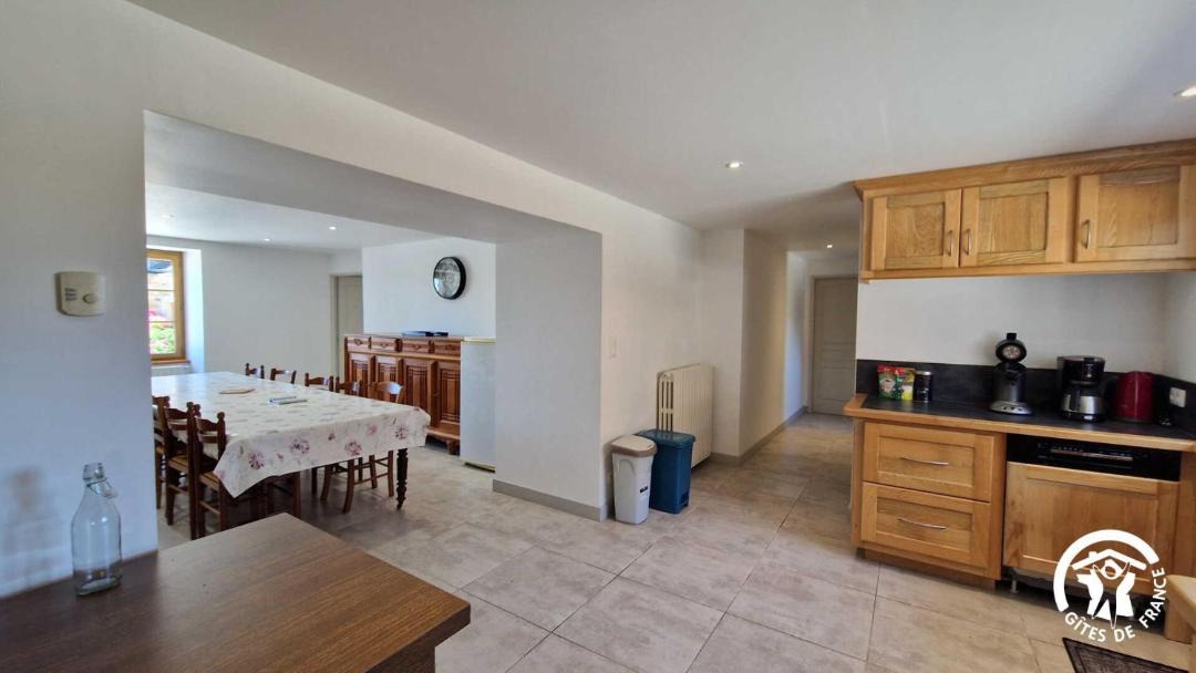 Photo of Others in Assac