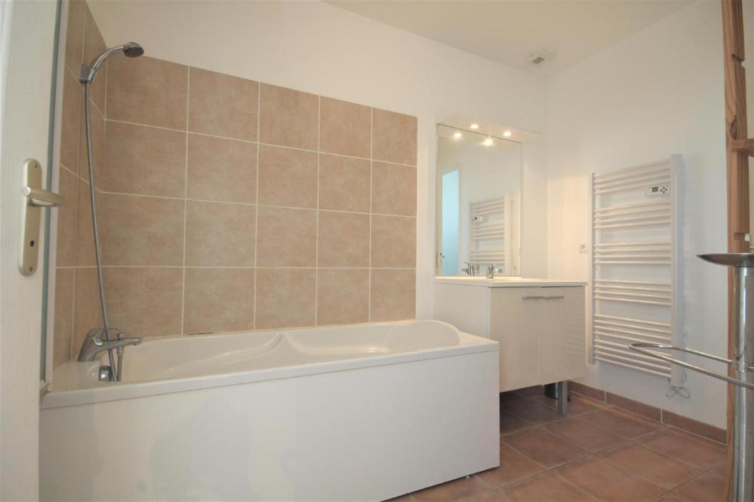 Photo of Bathroom in Colleville