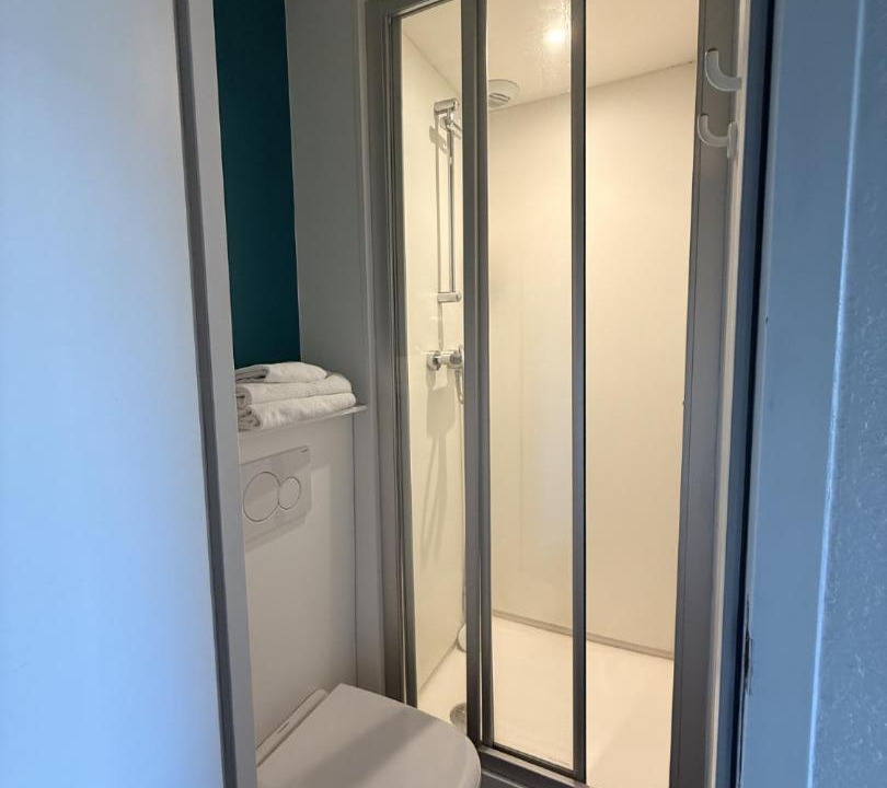 Photo of Bathroom in Plougastel-Daoulas