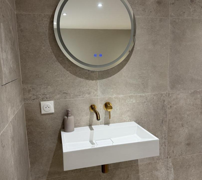 Photo of Bathroom in Fontaine-Notre-Dame