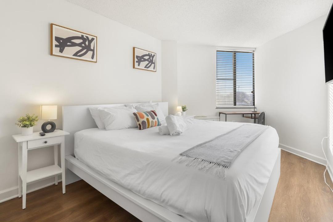 Photo of Bedroom in Pentagon City
