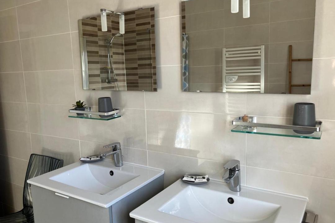 Photo of Others in Bardos