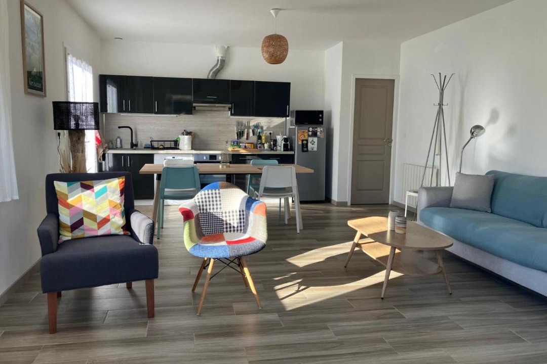 Photo of Others in Bardos