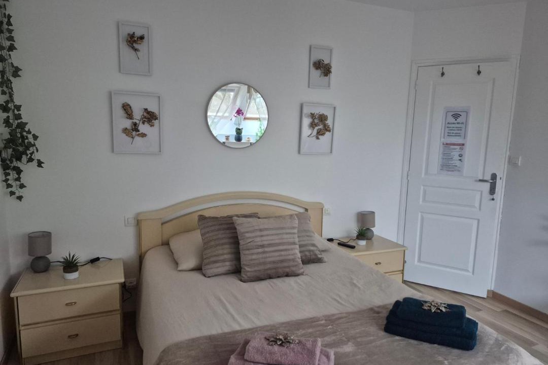 Photo of Bedroom in Maxent