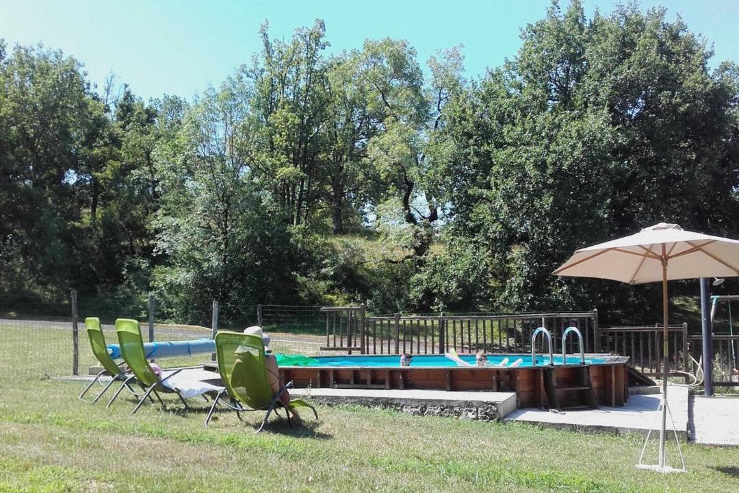 Photo of Others in Larroque