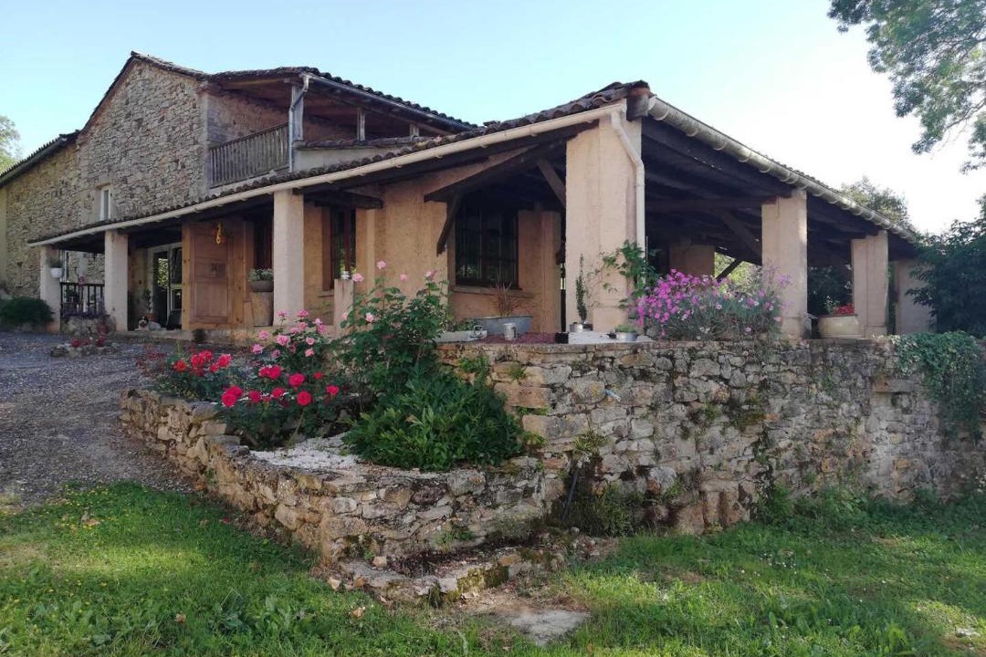 Photo of Others in Larroque