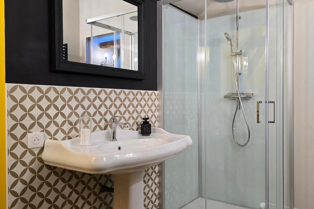 Photo of Bathroom in Saint-Amand-sur-Fion