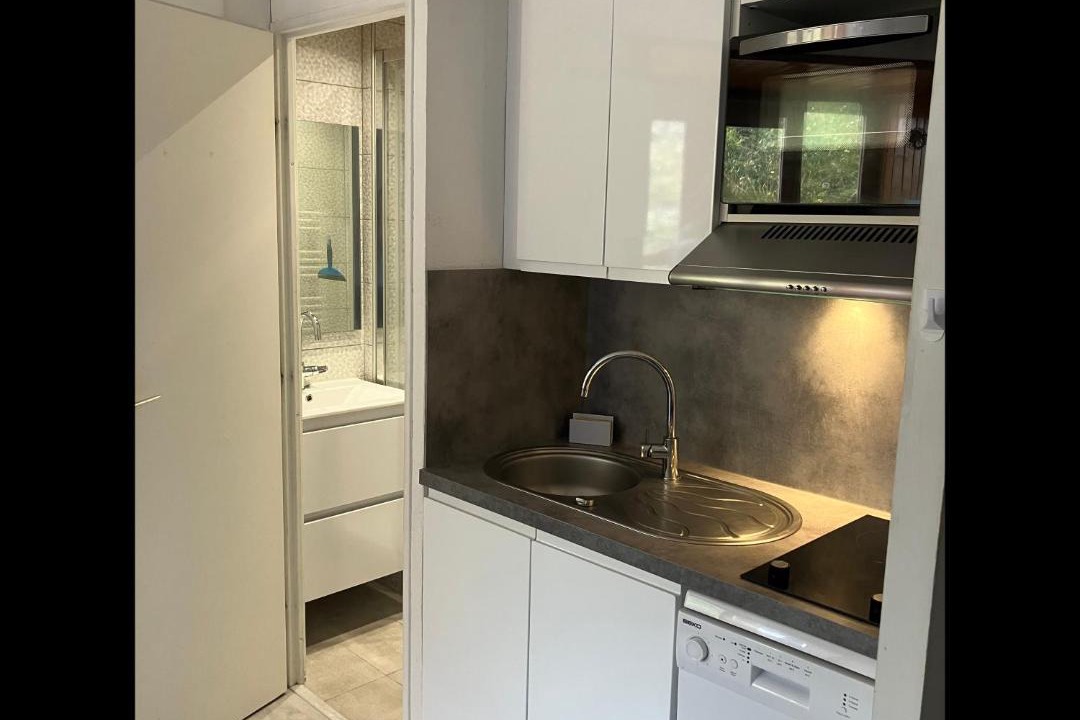 Photo of Others in Eclose-Est