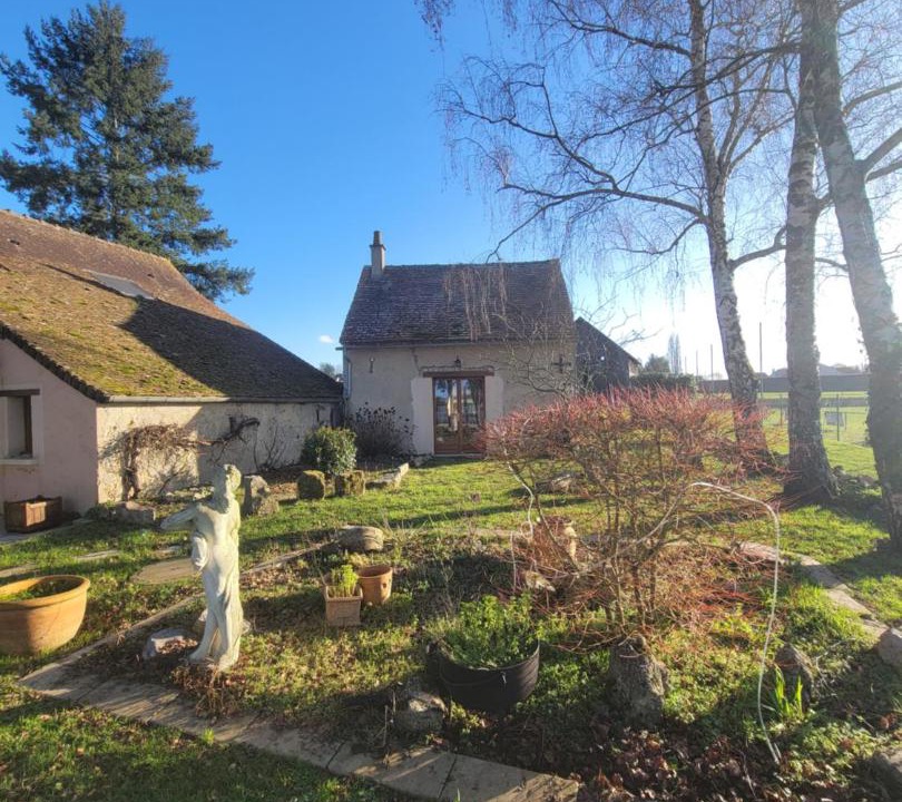 Photo of Others in Cerans-Foulletourte