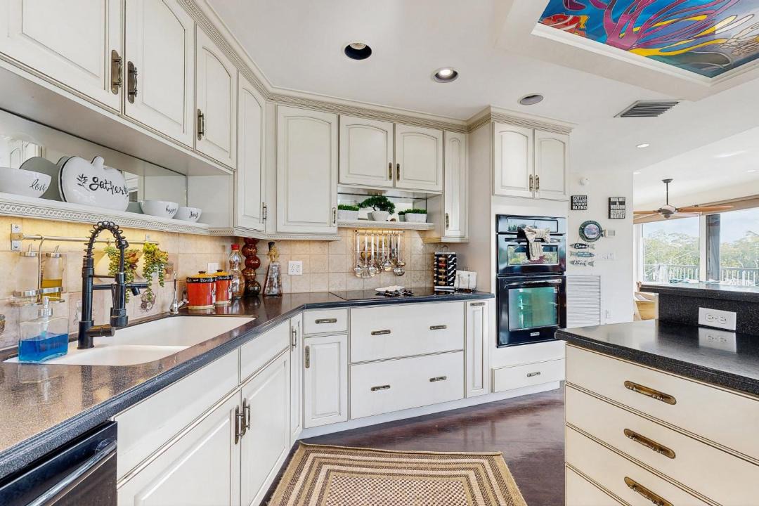 Photo of Kitchen in Twin Lakes