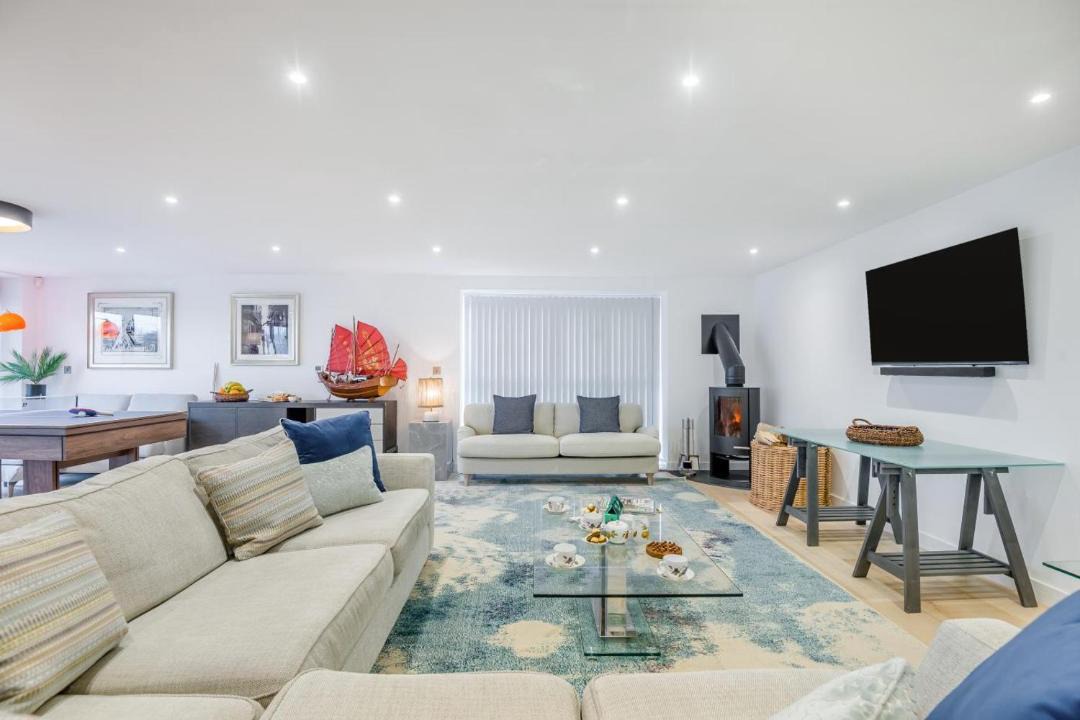 Photo of Livingroom in Pershore