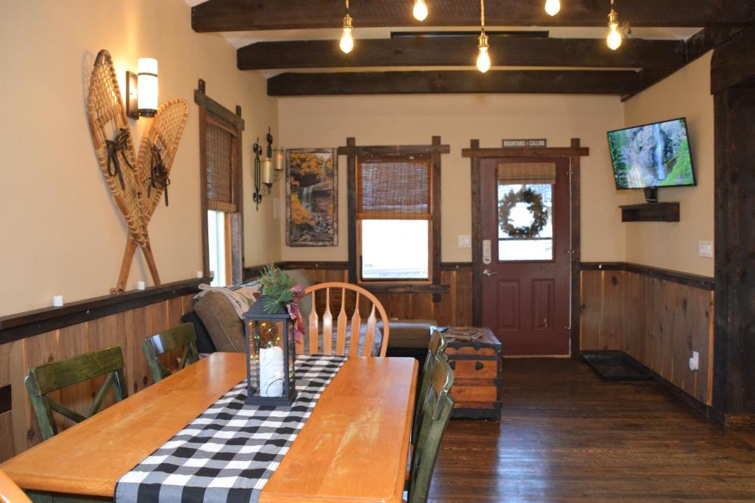 Photo of Others in Hunter