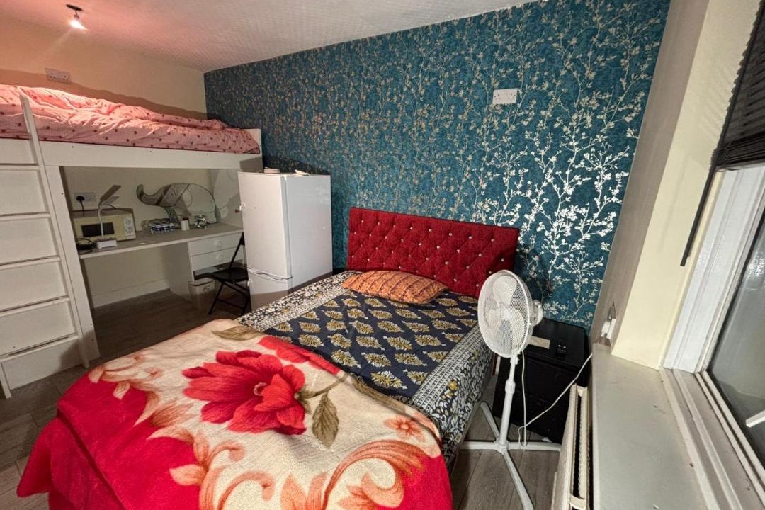 Photo of Others in Kenton West