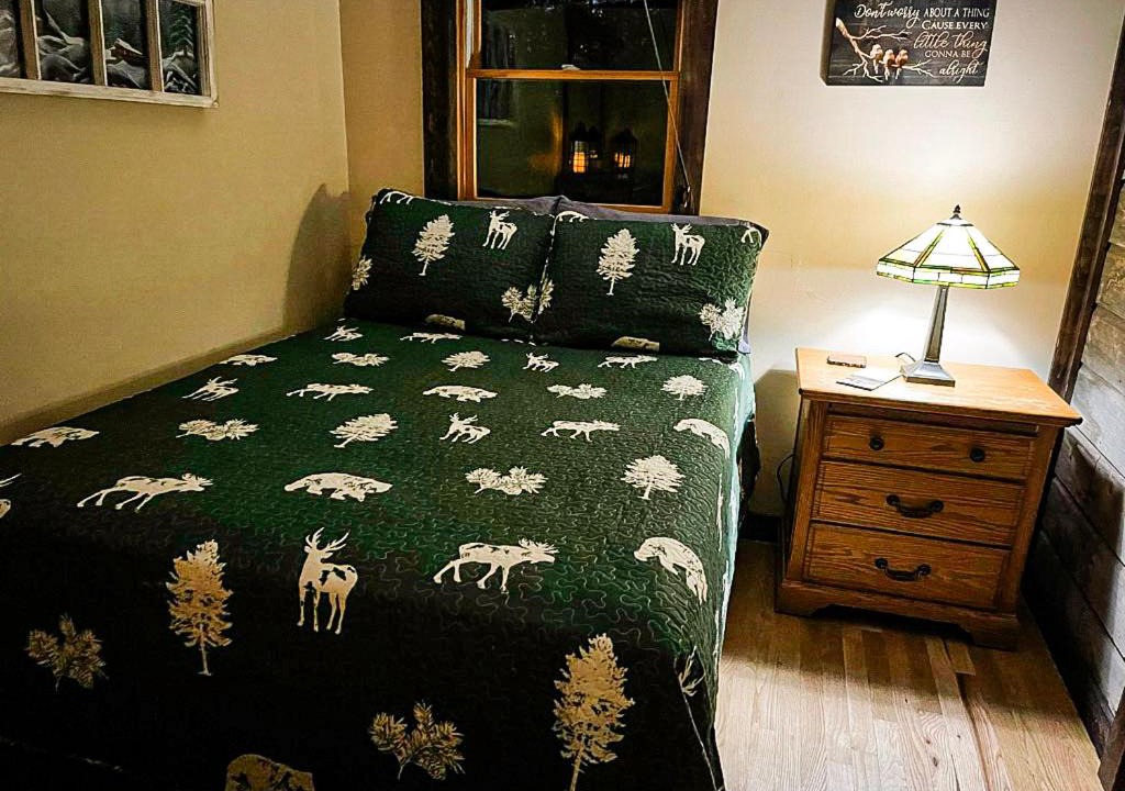 Photo of Others in Hunter