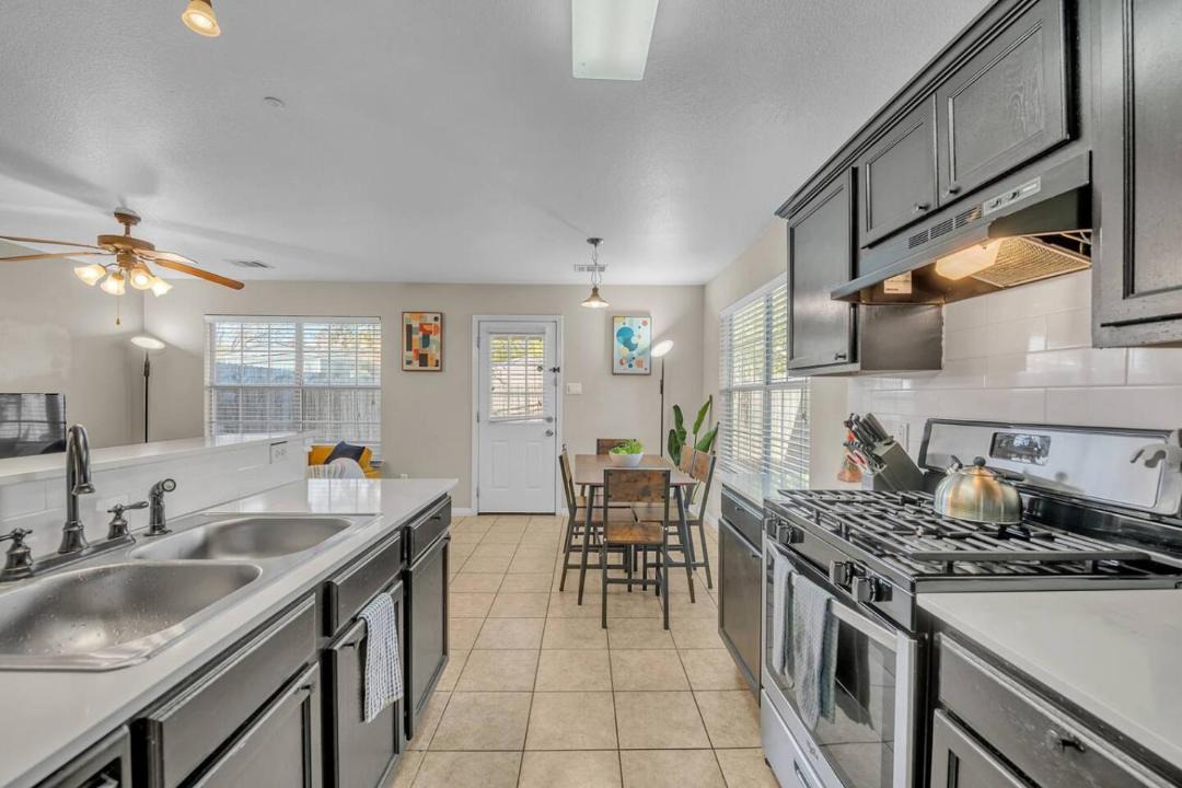 Photo of Kitchen in Franklin Park