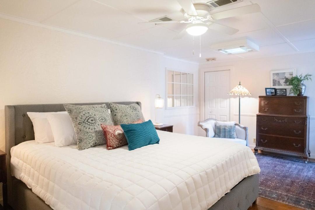 Photo of Bedroom in Saugatuck