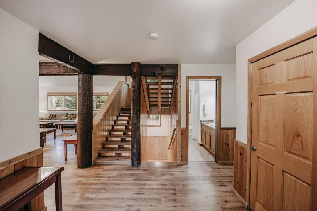 Photo of Others in Warnick