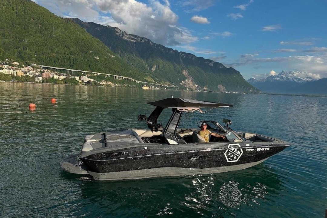 Photo of Others in Montreux