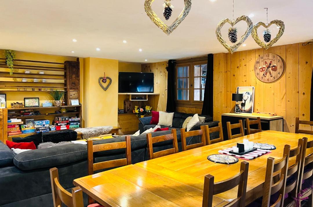 Photo of Others in Les Prodains