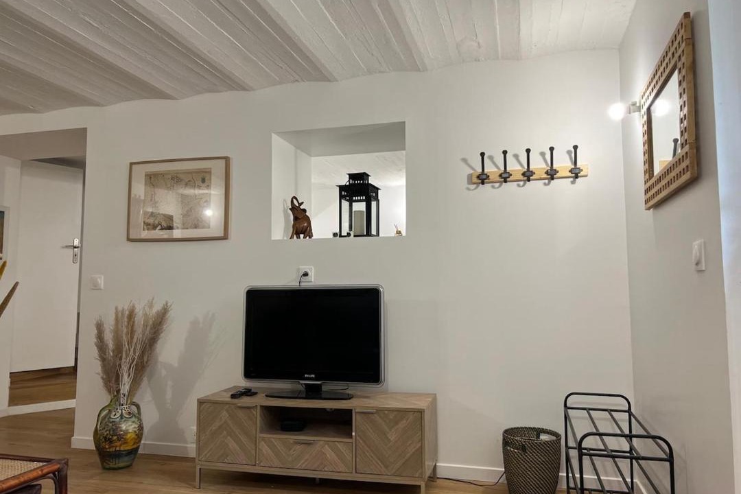 Photo of Livingroom in Houilles