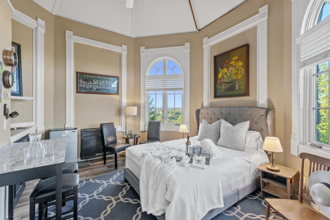 Photo of Bedroom in Healdsburg