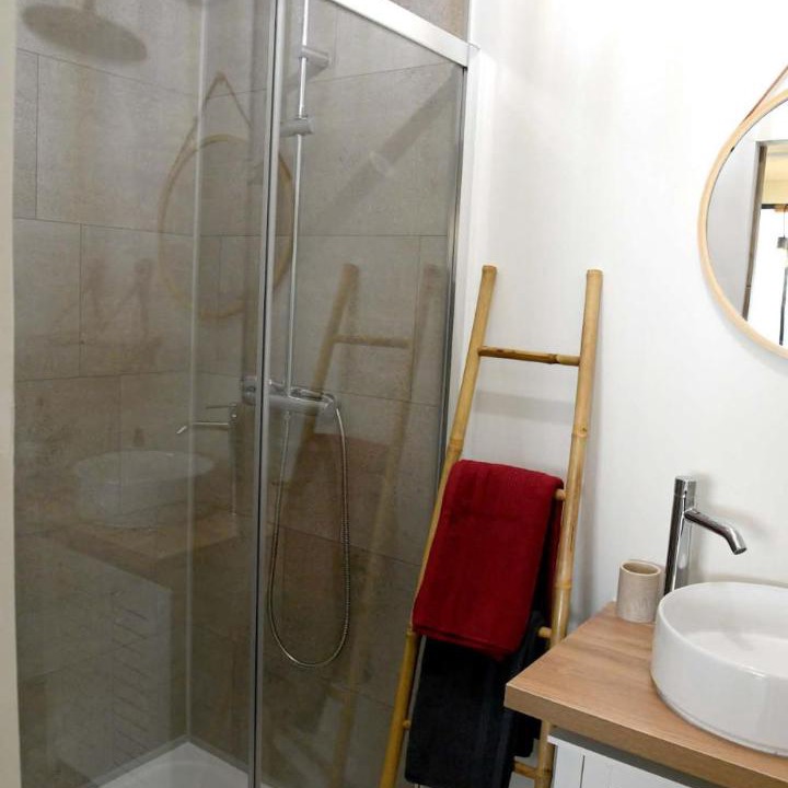 Photo of Bathroom in Saint-Doulchard