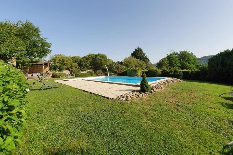 Photo of Others in Engravies