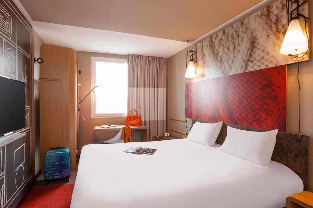 Photo of Others in Clichy